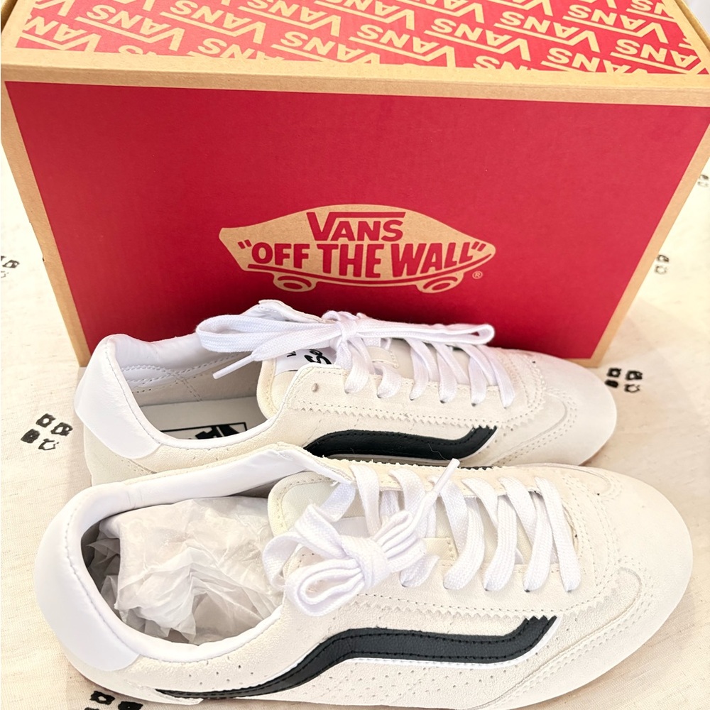 NIB Vans Super Lowpro Sneakers